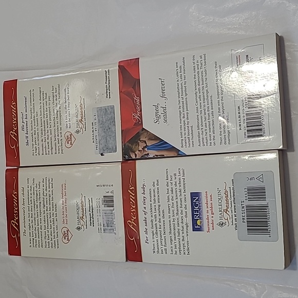 Harlequin & others Romance Bundle 16 books - Picture 10 of 10